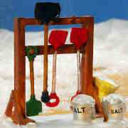 Schneeschaufeln mit Salz