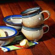 Bauchige Becher