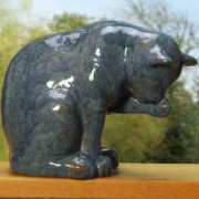 4151 Katze, putzend, perl-blau, Höhe 18 cm, Breite 22 cm