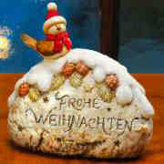 Stein mit Vogel &bdquo;Frohe Weihnachten&rdquo;