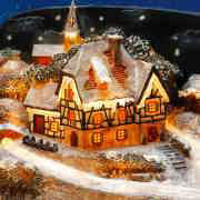 Lichterhaus Dorf mit Fluss