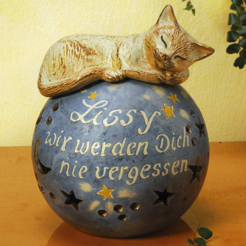 Gedenk-Kugel, mit Katze