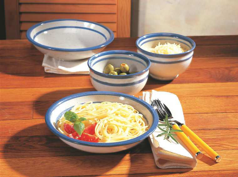 Pasta-Teller aus weiß-blauem Steinzeug, 2er-Set