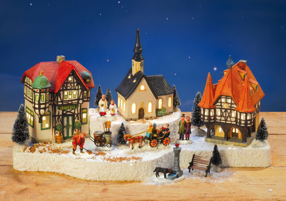 Lichthäuser Weihnachtsdeko Set „Dorf mit Kapelle”