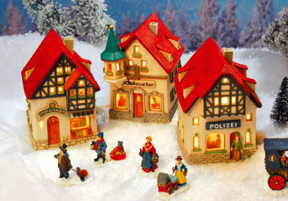 Lichthäuser Weihnachtsdeko Set „Kleine Häuser”