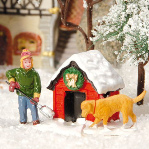 Lichthäuser Miniaturfiguren Set „Hundehütte im Schnee”