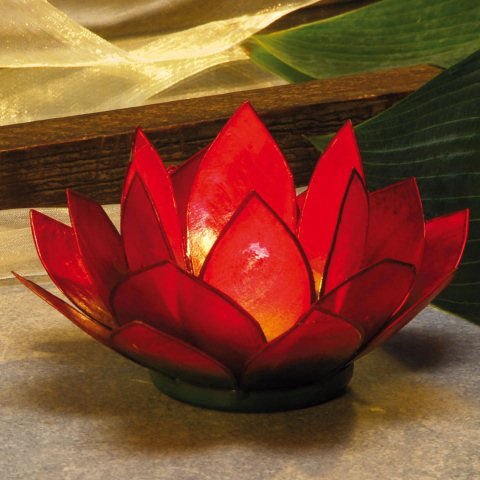 Chakra Lotus Licht aus Capiz, winterrot, mit Teelicht