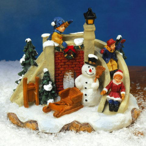 Lichthäuser Miniaturfiguren Set „Rutschbahn im Schnee”