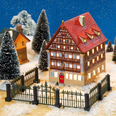 Keramik Lichthaus Weihnachtsdeko „Hotel Deutsches Haus”