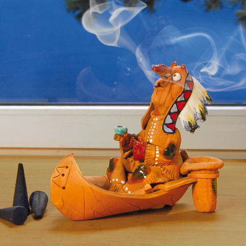 Räucherfigur „Indianer”, Räuchermännchen mit Boot