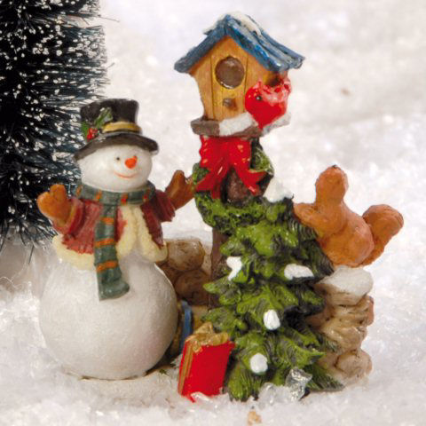 Lichthäuser Miniaturfiguren Set „Schneemann mit Vogelhaus”