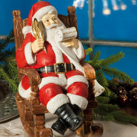 Weihnachtsfigur „Weihnachtsmann im Schaukelstuhl”