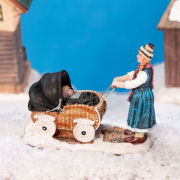 Lichthäuser Miniaturfigur „Mutter mit Baby und Kinderwagen”