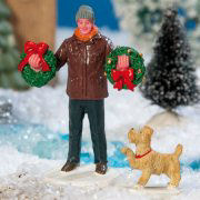 Lichthäuser Miniaturfigur „Mann mit Weihnachtskränzen”