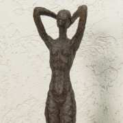 Skulptur „Stehende Frau”, Dekofigur