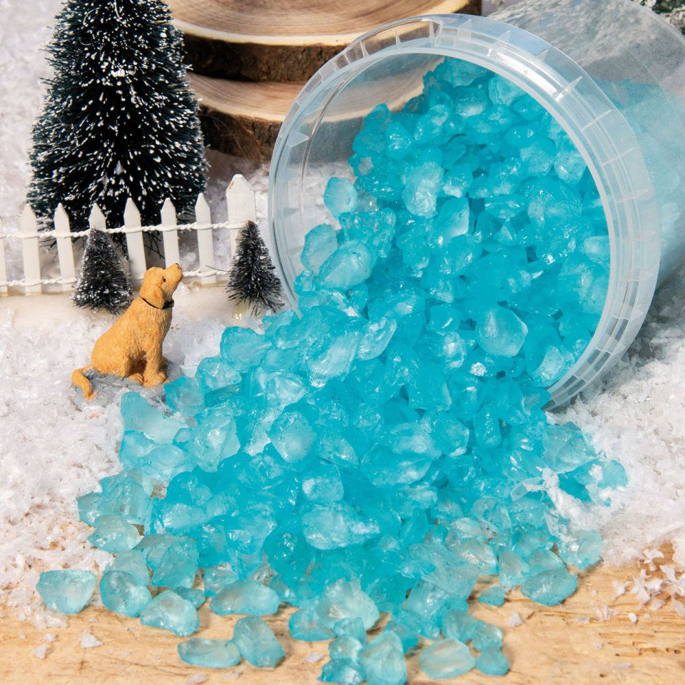 Eisblaue Eis-Nuggets, winterliche Miniatur Landschaftsdeko