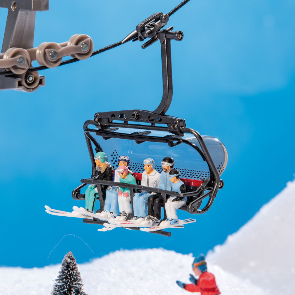 Lichthäuser Miniaturfiguren 6er-Set sitzende Skifahrer