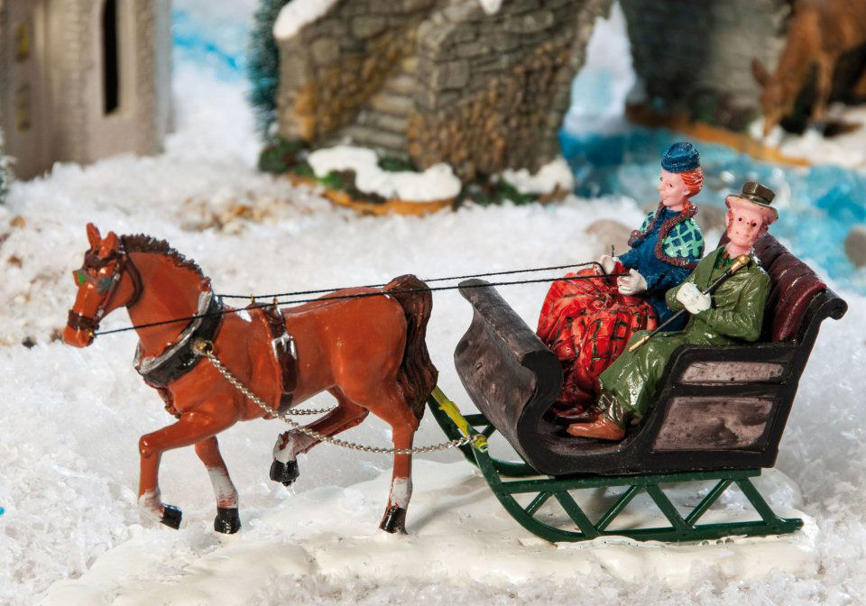 Lichthäuser Miniaturfiguren Set „Kutschfahrt im Winter”