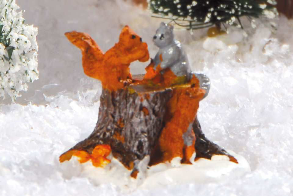 Lichthäuser Miniaturfiguren Set „Eichhörnchen im Wald”