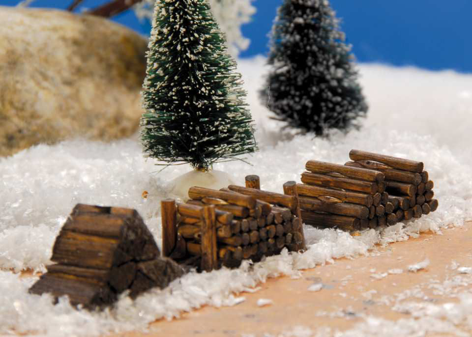 Lichthäuser Miniatur Weihnachtsdeko „Holzscheite”