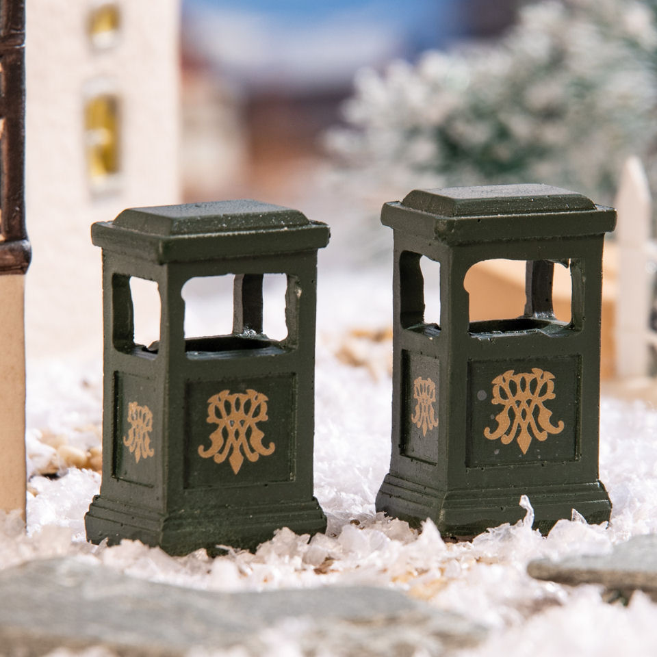 Lichthäuser Miniatur Weihnachtsdeko „Nostalgie-Mülltonnen”
