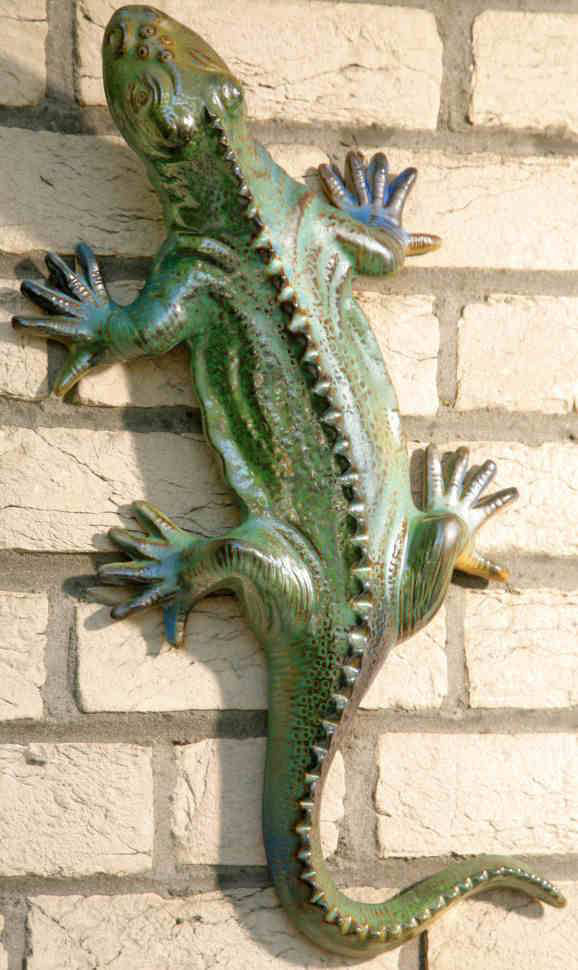 Dekofigur „Salamander”, Wanddeko Tierfigur aus Keramik