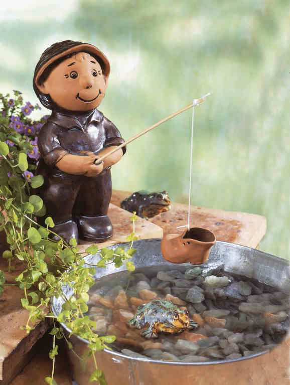 Gartenfigur „Karl der Angler” aus Keramik