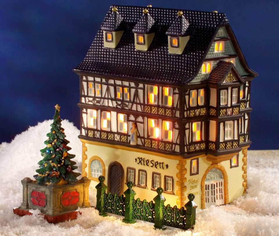 Keramik Lichthaus Weihnachtsdeko „Gasthaus zum Riesen”